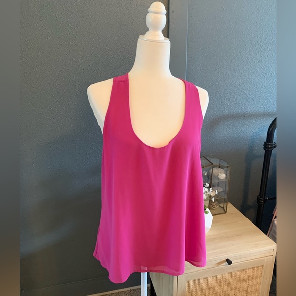 🩷💜Open Back Flow Top💜🩷 - Picture 2 of 8